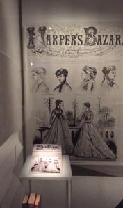 Musée des Arts décoratifs « Harper’s Bazaar » jusqu’au 3 Janvier 2021 Musée des Arts décoratifs « Harper’s Bazaar » jusqu’au 3 Janvier 2021