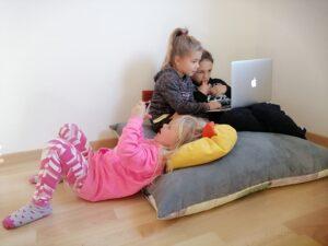 Les écrans, reflet d’une société connectée : quelle gestion avoir avec les enfants