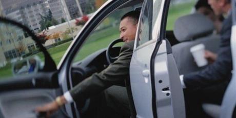 Rires Nerveux d'Inconfort