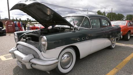 Rires Nerveux d'Inconfort