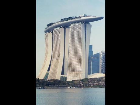 Divers - Architecte en folie