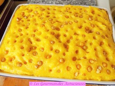 Polenta farcie aux blettes, garnie de pois chiches et aromatisée à l'huile de capucine (Vegan) Polenta farcie aux blettes, garnie de pois chiches et aromatisée à l'huile de capucine (Vegan)