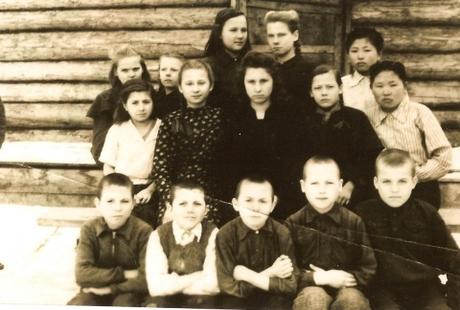 Mémoires des terres de sang - Inara Verzemnieks Mémoires des terres de sang - Inara Verzemnieks