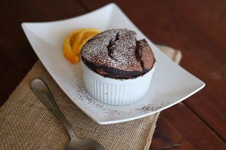 Soufflé au chocolat noir