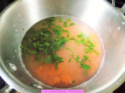 Blettes farcies aux boulettes de riz (Vegan) Blettes farcies aux boulettes de riz (Vegan)