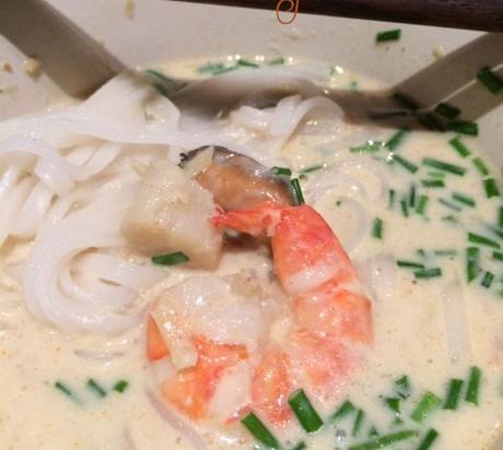 Soupe coco citronnelle aux fruits de mer Soupe coco citronnelle aux fruits de mer