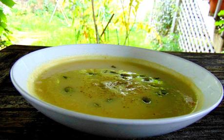 Créme de chou { au frauxmage à la crème végétal au bacon Rawsome } Créme de chou { au frauxmage à la crème végétal au bacon Rawsome }