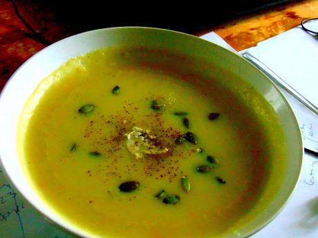 Créme de chou { au frauxmage à la crème végétal au bacon Rawsome } Créme de chou { au frauxmage à la crème végétal au bacon Rawsome }