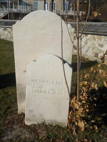 Par Louise V. LabrecqueAu beau cimetière marin de Saint-J... Par Louise V. LabrecqueAu beau cimetière marin de Saint-J...
