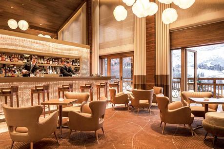 Hôtel Four Seasons de Megève : Bar + lounge avec vue