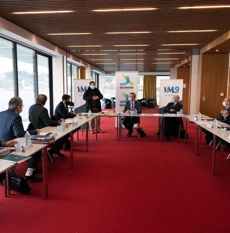 #M9 - #CDM - Réunion du Manche 9 à Barneville-Carteret - Résumé ! + Commentaires de Marc Lefèvre #M9 - #CDM - Réunion du Manche 9 à Barneville-Carteret - Résumé ! + Commentaires de Marc Lefèvre