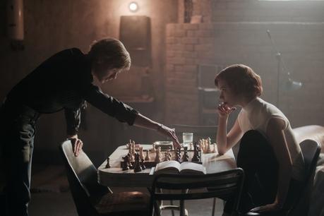 « Le Jeu de la dame » : la série phénomène de Netflix qui fait exploser le nombre de nouveaux joueurs d'échecs ! 