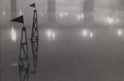 Le Pont des Arts dans le brouillard