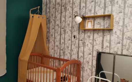 Une chambre de bébé sur le thème « forêt » : aperçu