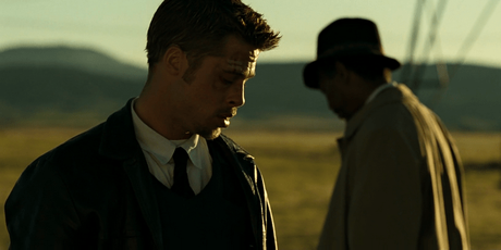 Critique Seven : le diamant noir du thriller Critique Seven : le diamant noir du thriller