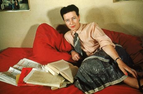 Simone de Beauvoir ou le génie féminin II. Le double discours féministe