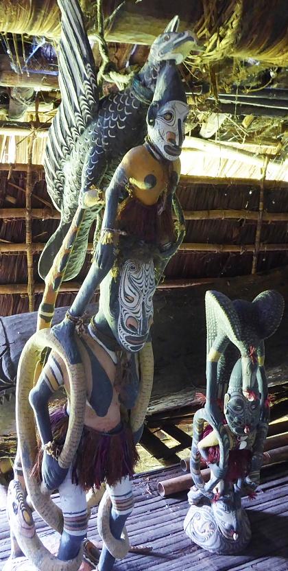 Scupture-sepik