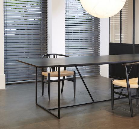 Table ATELIER dans le nouveau showroom XVL © Philippe D. pour XVL