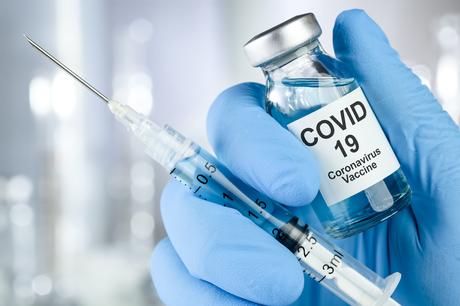 COVID-19 : Publication de données des vaccins d’Astra-Zeneca et de Pfizer