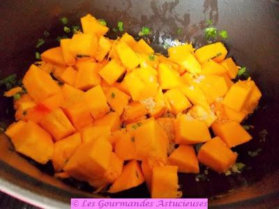 Cocotte de potiron aux lentilles et aux châtaignes (Vegan) Cocotte de potiron aux lentilles et aux châtaignes (Vegan)