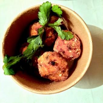 Croquettes de volaille, sauce arachide © Patrick Faus