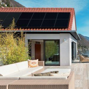Les énergies solaires photovoltaïques permettent aux particuliers de devenir producteur d'énergie