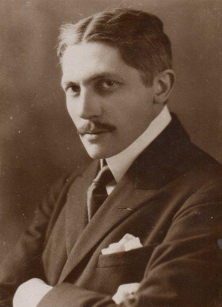 Lancelot à Paris : 1920 – L'Action Française Lancelot à Paris : 1920 – L'Action Française