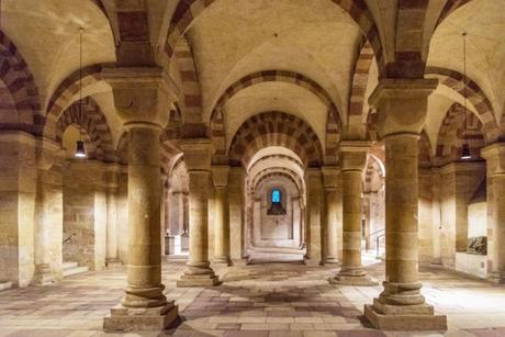La crypte romane de la cathédrale de Spire © Tilman2007 - licence [CC BY-SA 4.0] from Wikimedia Commons