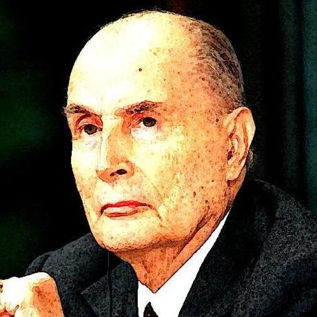 Pourquoi De Gaulle a-t-il ménagé François Mitterrand ?