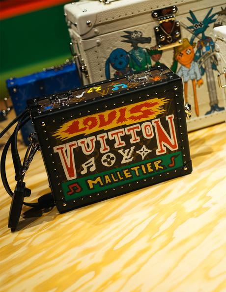 Découvrez l’intérieur du pop-up Louis Vuitton à Paris
