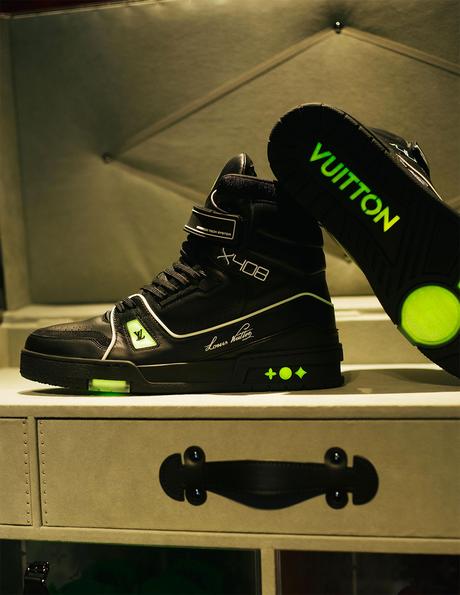 Découvrez l’intérieur du pop-up Louis Vuitton à Paris