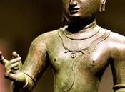 Identique pourtant séparé