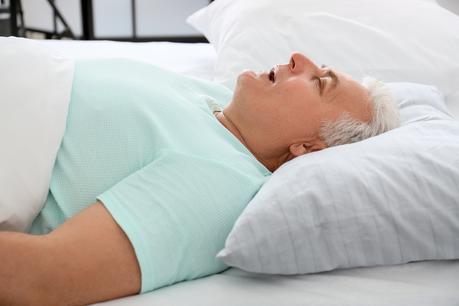 La fréquence respiratoire nocturne est riche de sens lorsque la personne souffre d’arythmie (Visuel Adobe Stock 361703683) La fréquence respiratoire nocturne est riche de sens lorsque la personne souffre d’arythmie (Visuel Adobe Stock 361703683)