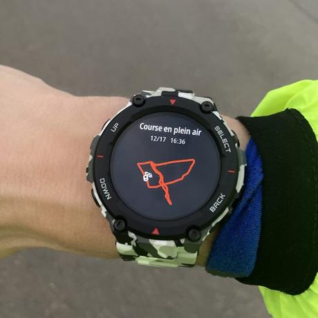 Test Amazfit T-Rex : montre connectée robuste et agressive Amazfit T-Rex running
