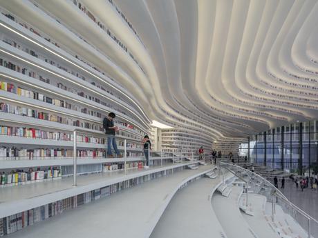 Des livres du sol au plafond, une bibliothèque de rêve en Chine