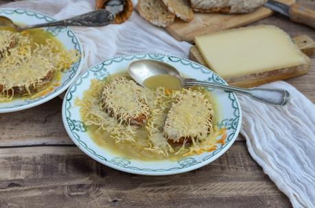 Soupe à l'oignon Soupe à l'oignon