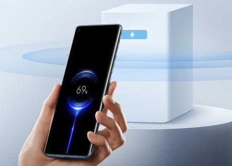 Xiaomi dévoile Mi Air Charge, une recharge sans fil fonctionnant toute la pièce