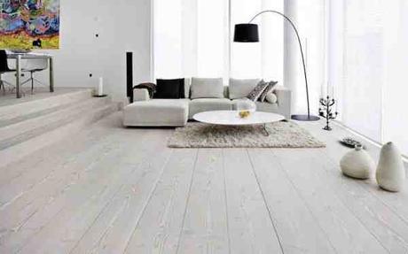 Comment restaurer le lustre du parquet flottant?
