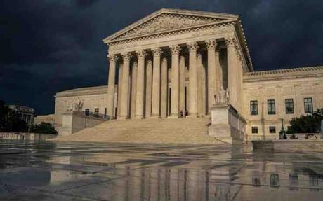 Pourquoi nous opposons-nous aux tribunaux et à la Cour suprême?