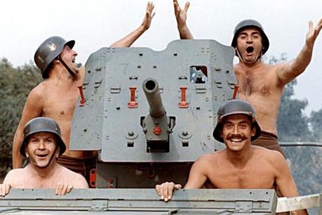 Mais Où est donc passée la Septième Compagnie ? (1973) de Robert Lamoureux Mais Où est donc passée la Septième Compagnie ? (1973) de Robert Lamoureux