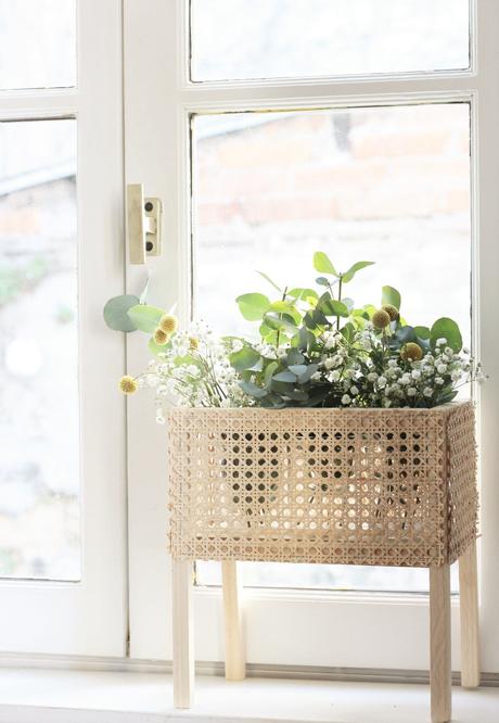 fabriquer jardinière d'intérieur sur pied bois déco clemaroundthecorner