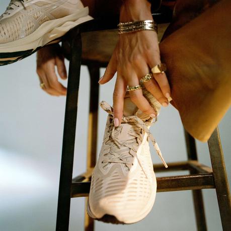 SNS et ASICS collaborent autour d’une Novablast Cosy Pink SNS et ASICS collaborent autour d’une Novablast Cosy Pink