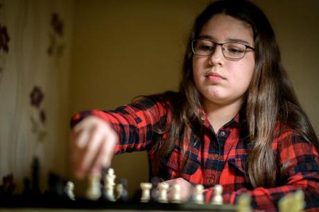 Ayline Guliyeva, jeune reine des échecs