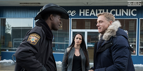 Critique Resident Alien saison 1 épisodes 1, 2 & 3 : délice loufoque !