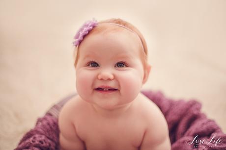 Séance photo bébé 8 mois en studio Courbevoie Séance photo bébé 8 mois en studio Courbevoie