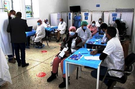 Covid-19: La campagne de vaccination à la traîne en Algérie