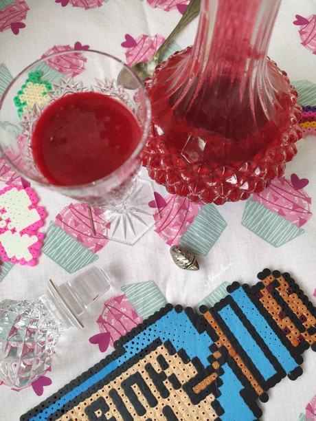 La petite Cuisine d’Alice au pays des merveilles. Christine FERBER – 2006 (Cuisine) La petite Cuisine d’Alice au pays des merveilles. Christine FERBER – 2006 (Cuisine)