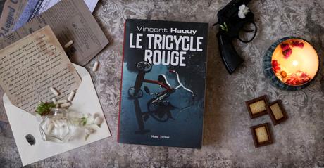 Le Tricycle rouge – Vincent Hauuy