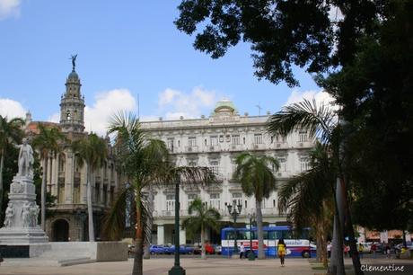 Riz jaune au poulet - Arroz amarillo con polo (plat cubain)