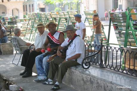Riz jaune au poulet - Arroz amarillo con polo (plat cubain)